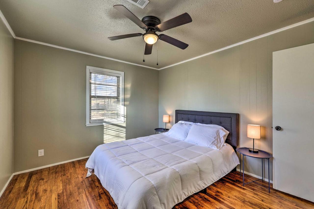 Fayetteville Vacation Rental - 2 Mi To Dtwn! Экстерьер фото